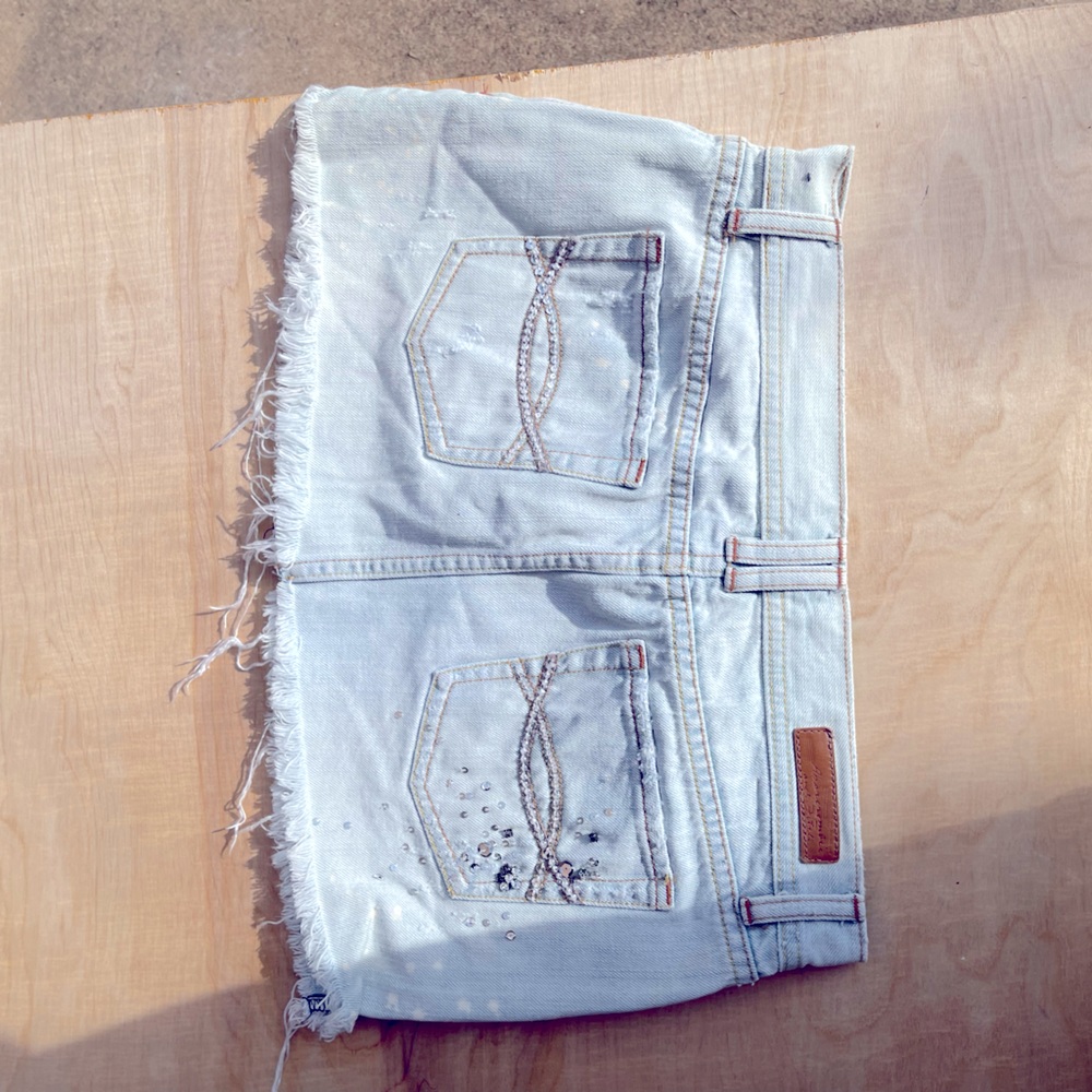 Abercrombie and Fitch whitewash denim skirt